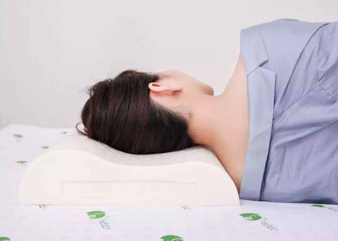 乳胶枕里的秘密,乳胶枕为什么感觉很潮