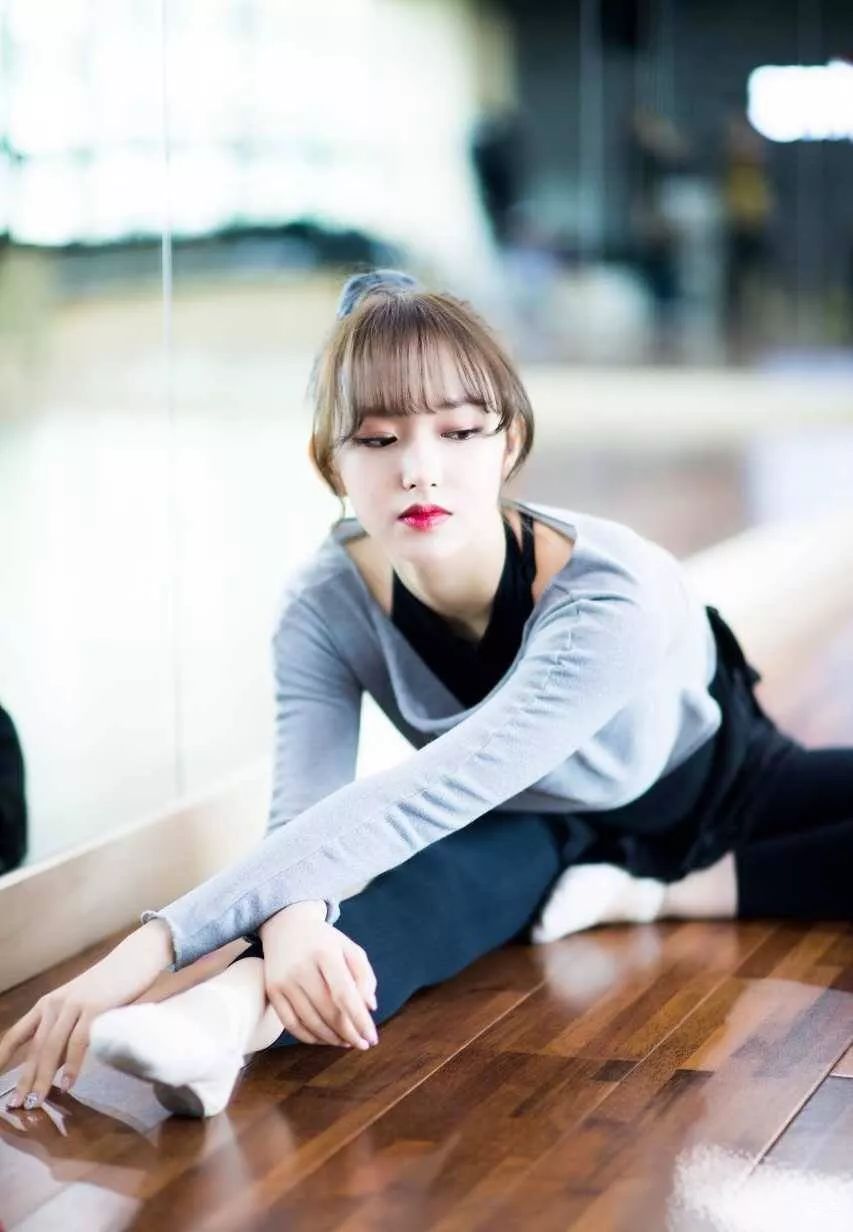 程潇反重力铁刘海,程潇的铁刘海的原因是什么