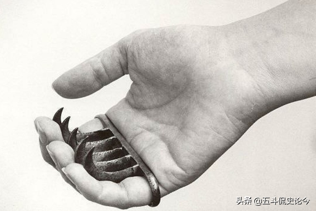 印度武器掌心虎爪,印度发明女性防身神器