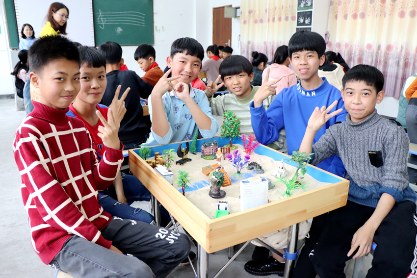 中大互联——“心希望”沙盘进百校之普宁仕林小学