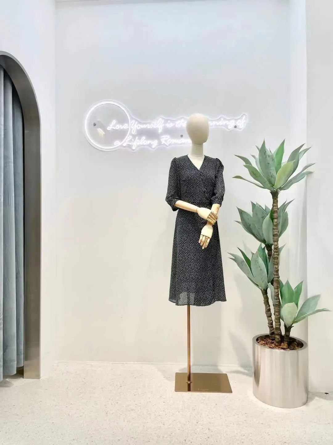 lavinia海鲜市场,lavinia店铺