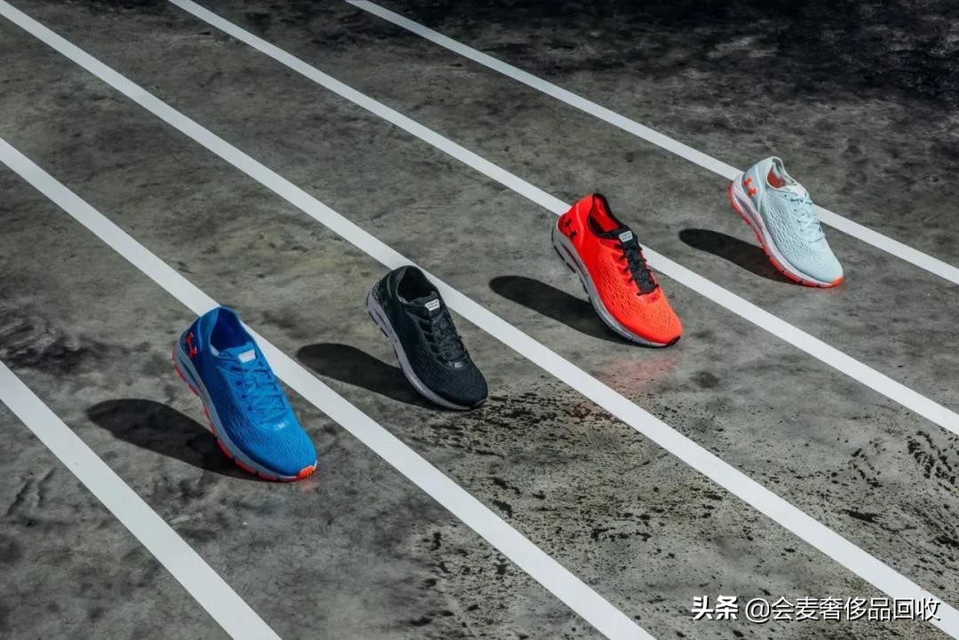 一双新鞋子的视频,一双好舒服的鞋子