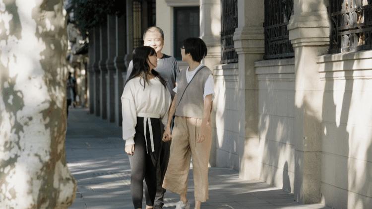 从180㎡搬到45㎡，三口之家越住越小，女儿却说现在最好