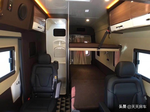 北京二手东风御风短轴中顶房车,2023款东风御风短轴房车