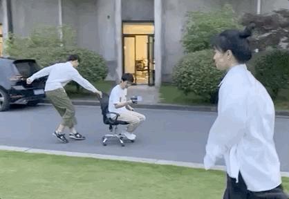 稳定器使用简易指南，教你如何用稳定器出“大片”