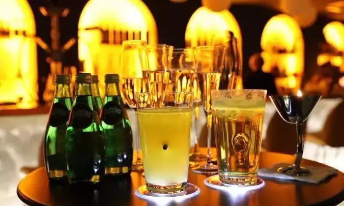 西安适合拍照的打卡地小寨,西安最值得打卡的网红景点介绍