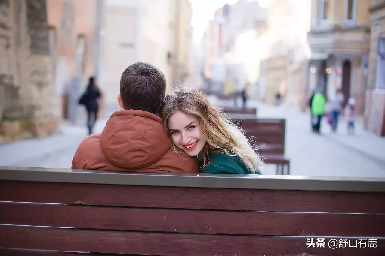 别人看不起你的时候怎么对付,当有人说你瞧不起他怎么办