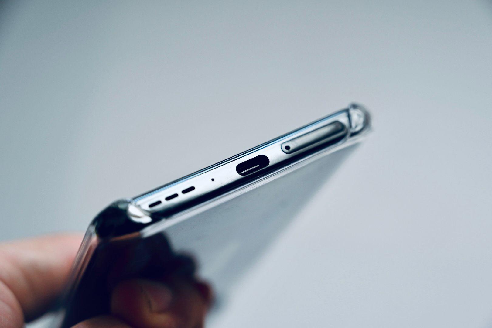 中兴axon305g屏下摄像手机,中兴axon30u和oppofindx3pro