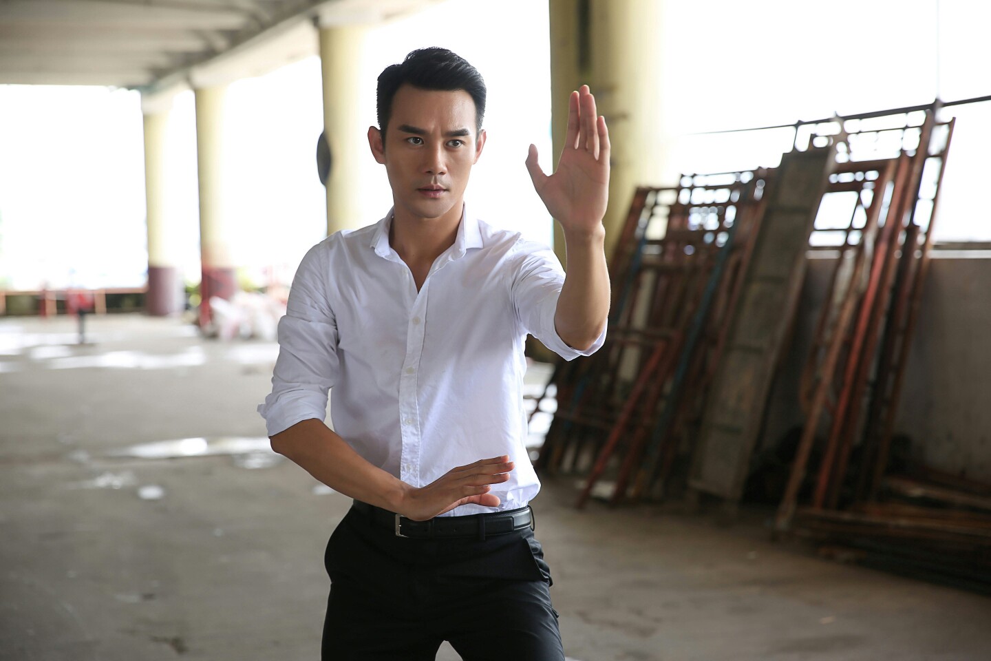 眼神清澈含情，声音温柔有磁性，湖北果然盛产国风*男美**