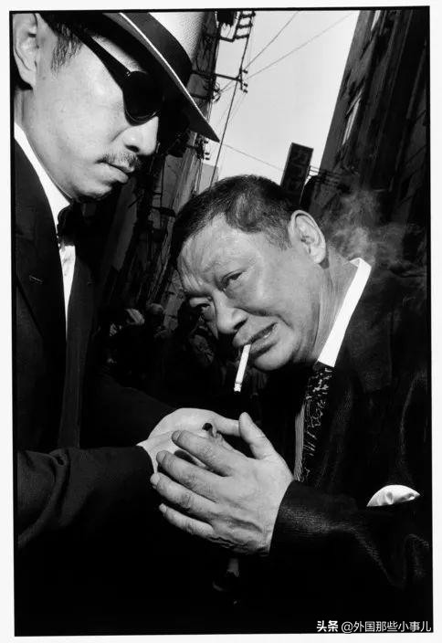 日本黑社会老大年轻的时候,日本黑社会现在的状况