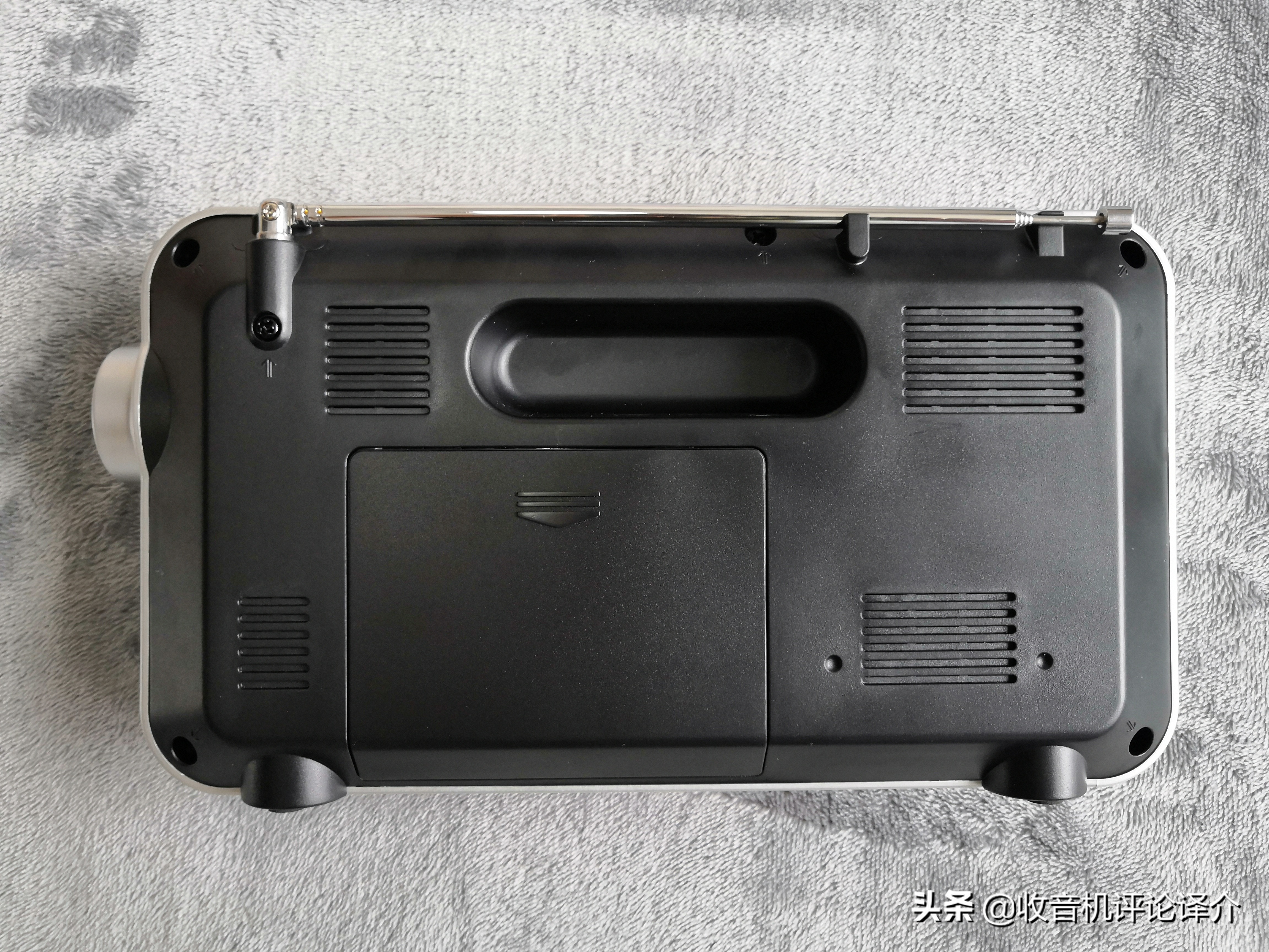 索尼短波收音机哪个好,调频收音机测评