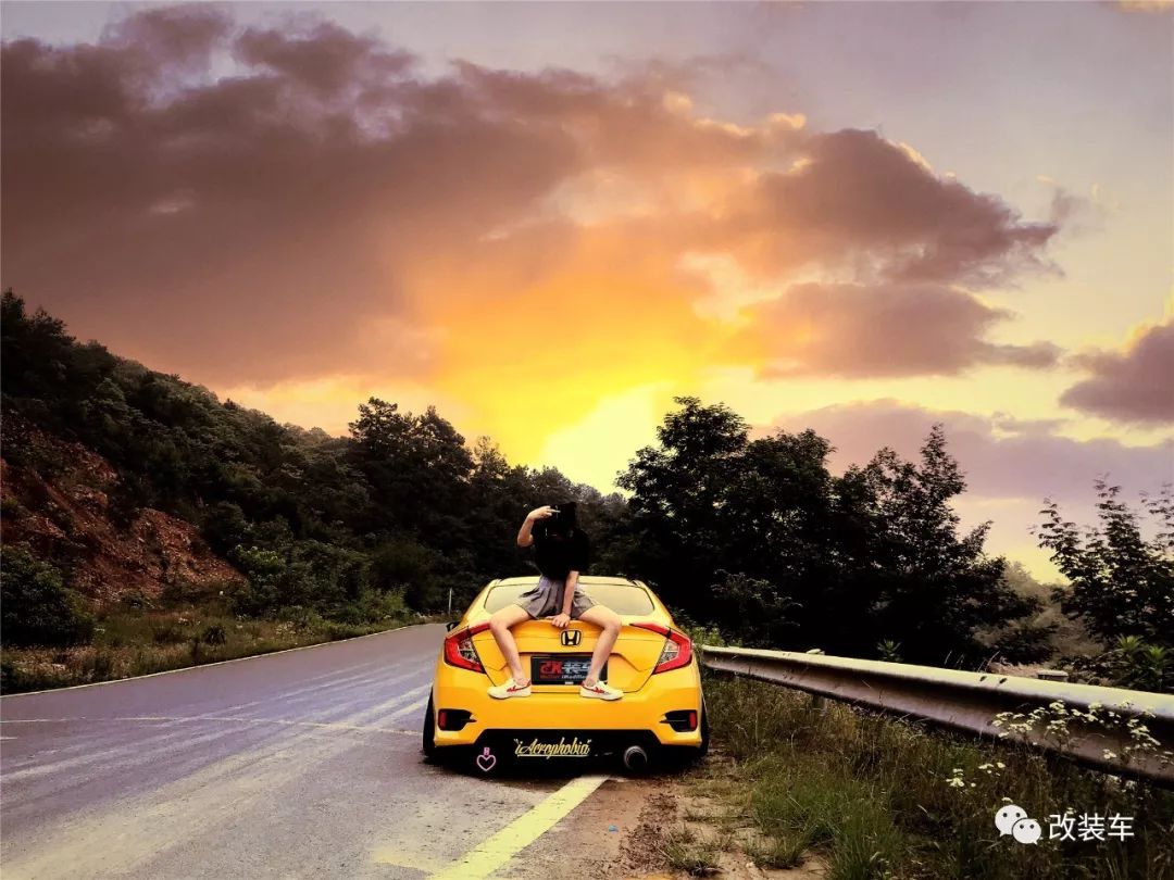 第10代思域亮点,战斗气息的10代思域