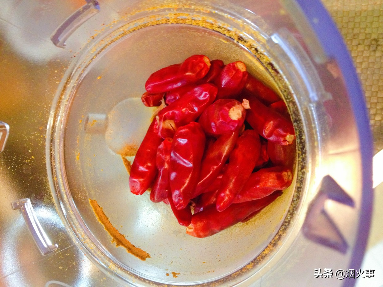 奶奶做的香肠,奶奶教我的腌辣椒方法