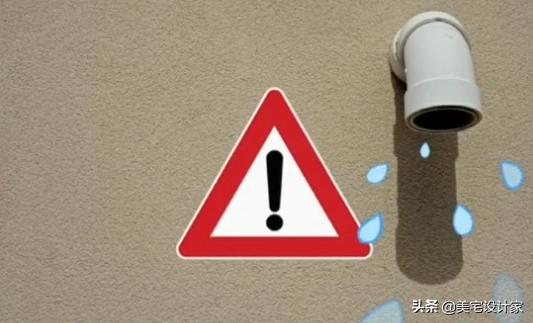 二楼卫生间返水,住二楼下暴雨厨房下水道返水