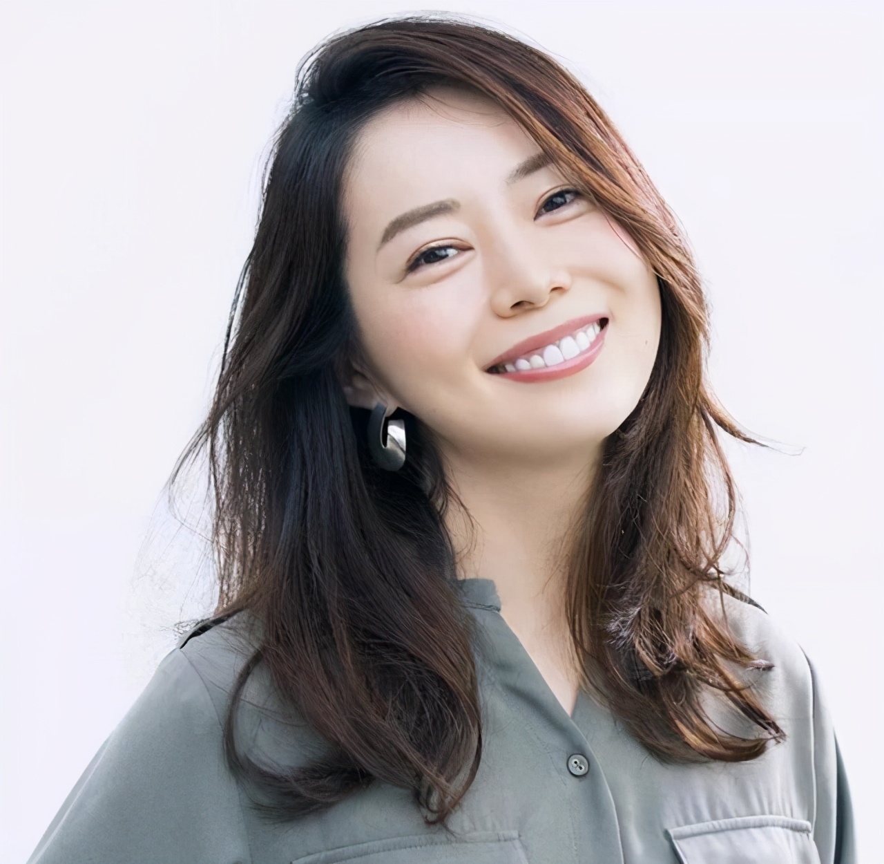 长脸适合什么卷发型,30-40岁脸小懒人减龄发型