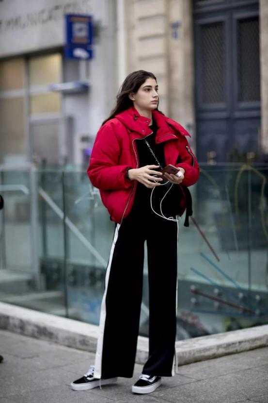 穿了这么多年裤子，一年四季都喜欢“阔腿裤”，立志穿出花来