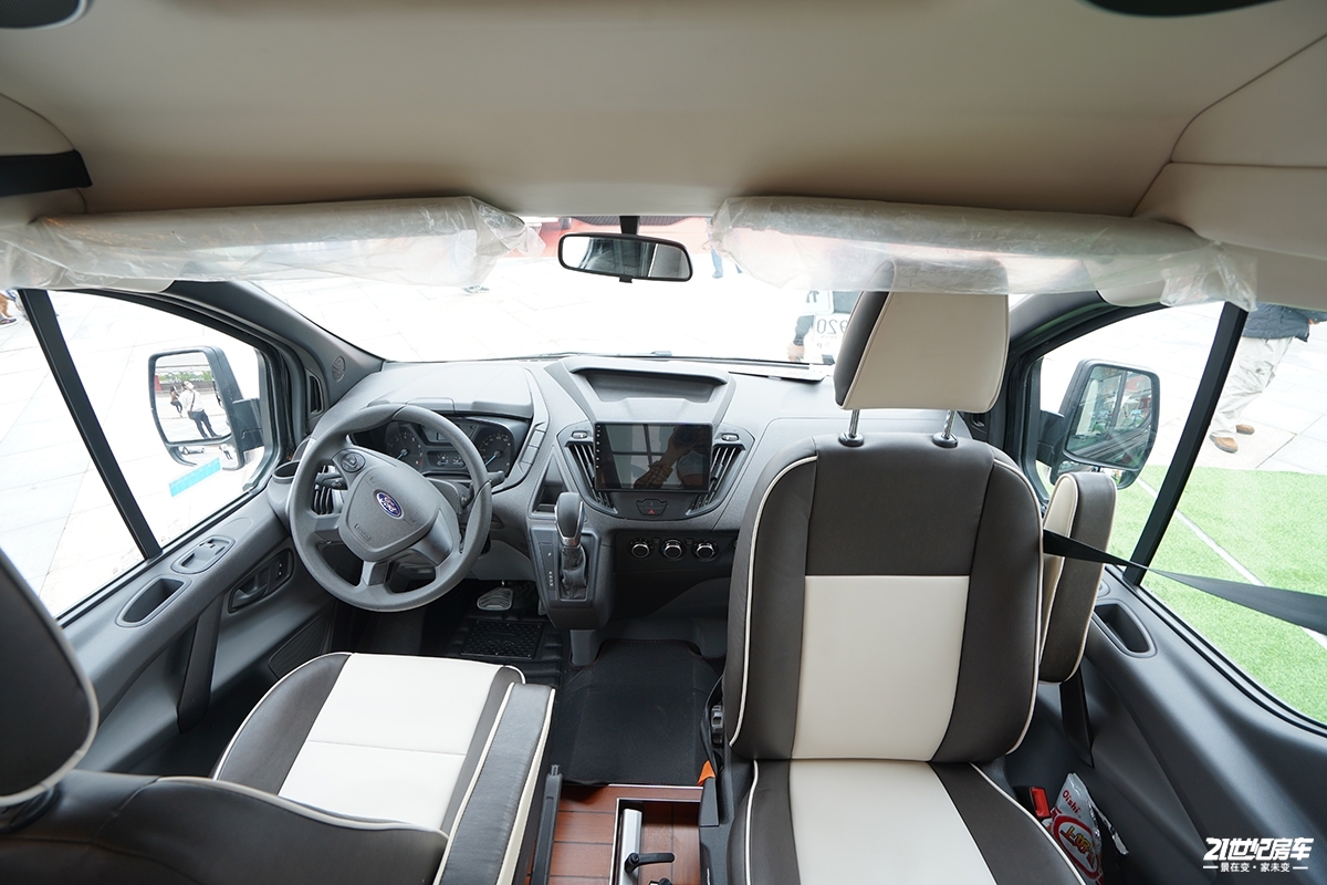 19江铃福特全顺多少钱,19.98万新全顺房车价格