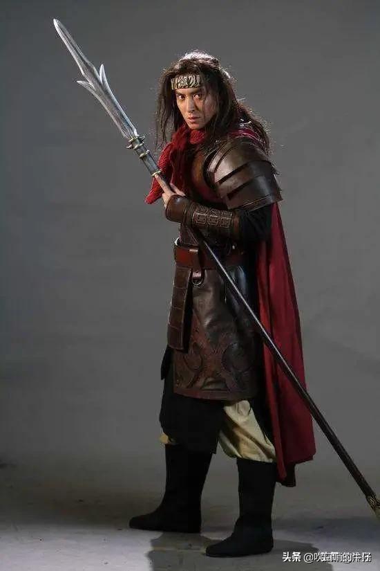 水浒传九纹龙史进精彩片段,水浒传九纹龙史进人物分析1000字