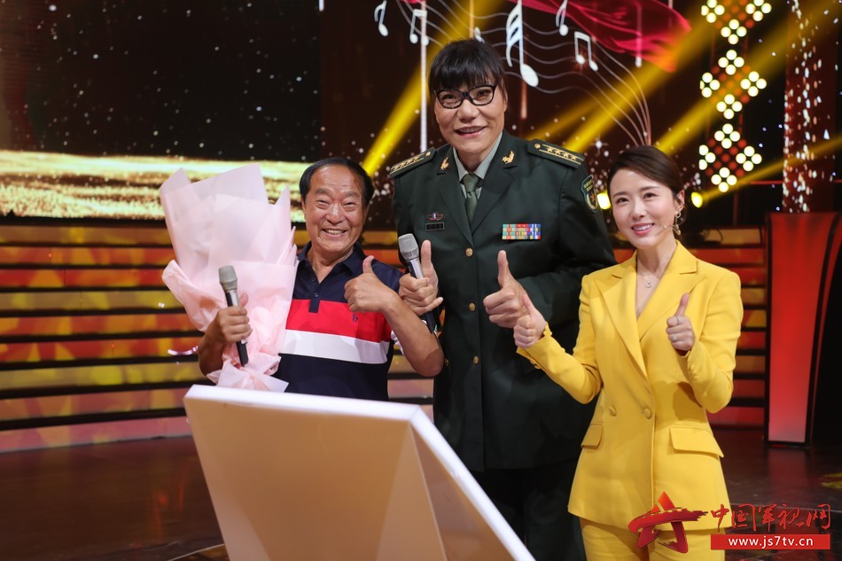 唱响军歌并讲述军歌背后的故事,讲述军歌背后的故事