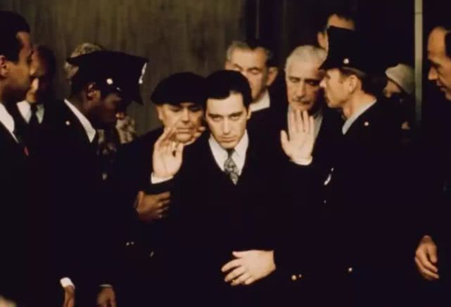 刘德华电影黑金经典场面,一部被低估的黑帮电影刘德华