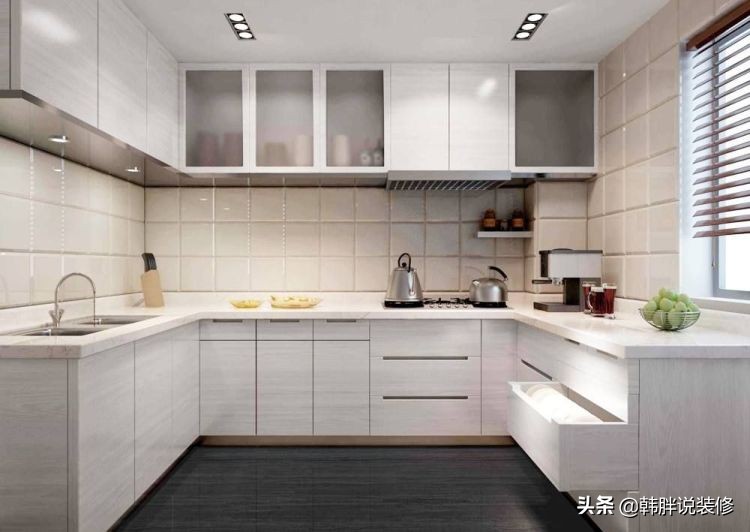 油烟机买侧吸还是顶吸？听听专业人士的分析，还好我家买对了