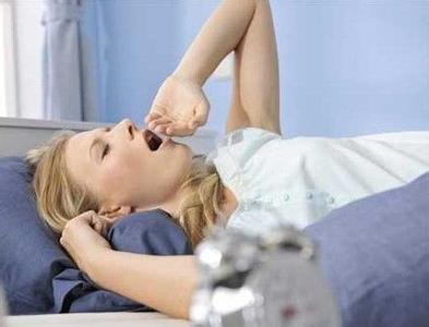 生理期用卫生棉条还是姨妈巾,来例假用卫生棉条好还是卫生巾好