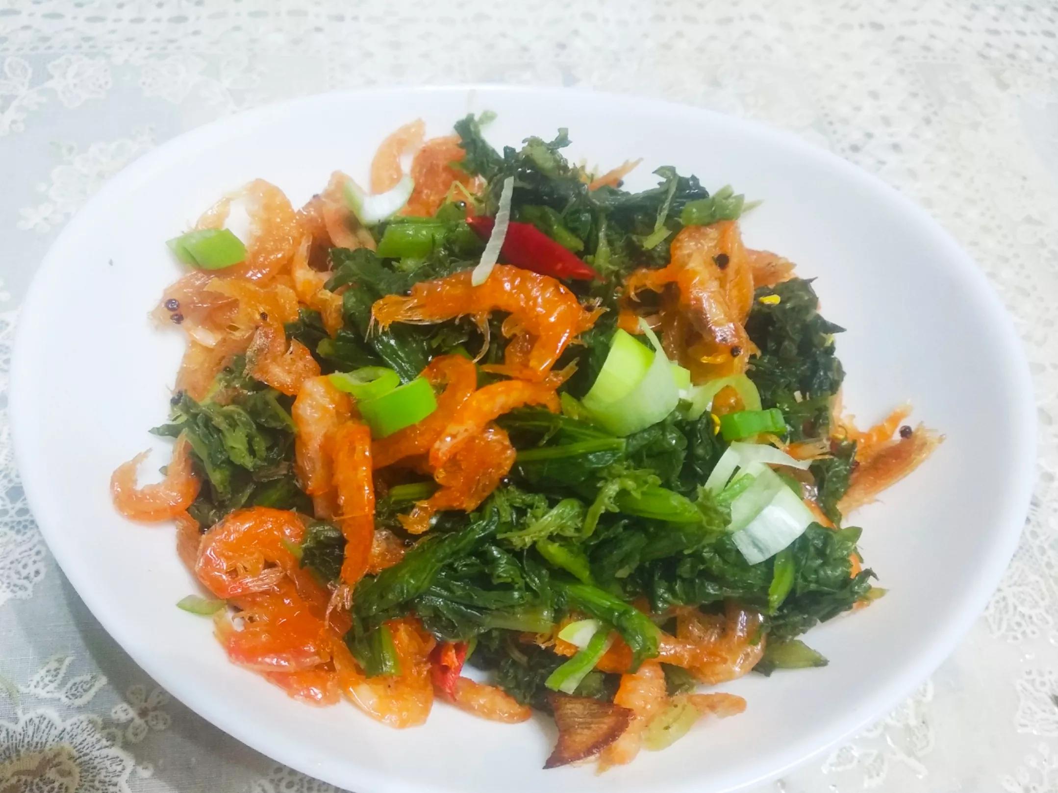 腌雪里蕻用不用倒缸,腌雪里蕻到底用不用洗