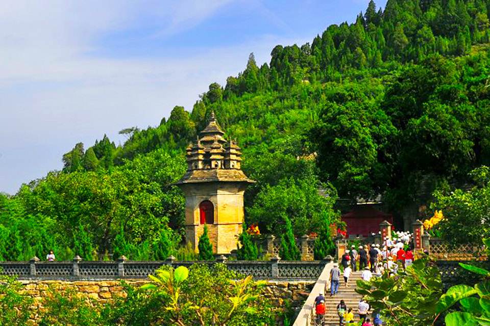 济南市15家室外a级旅游景区,济南市华山旅游景区