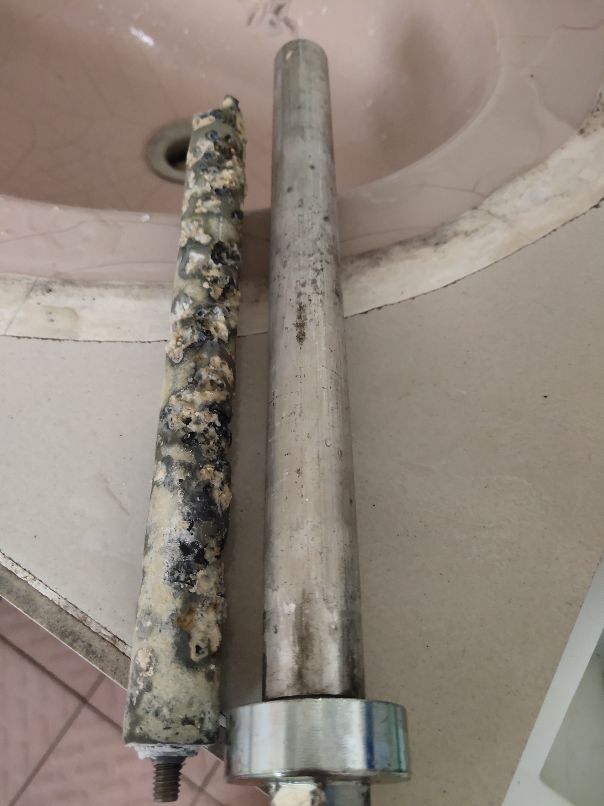 海尔热水器换镁棒视频教程,四季沐歌热水器怎么换镁棒