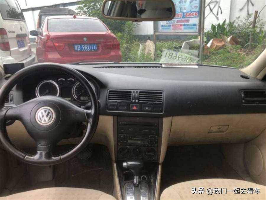 2003年宝来1.8t自动豪华当年落地价,2011年大众宝来二手值得买不