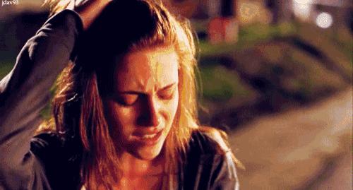 15岁女孩总说肚子疼,12岁女孩突然肚子疼家长立刻报警