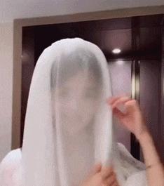 老虎：这是我准备养大吃的，你来凑什么热闹