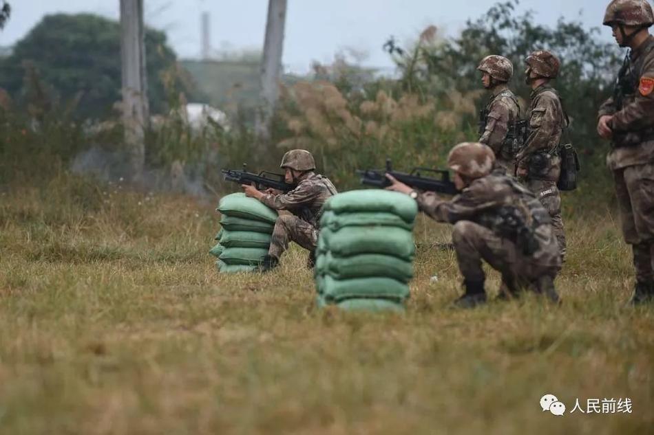解放军现役装备的多管榴弹发射器,游骑兵特种部队现役榴弹发射器