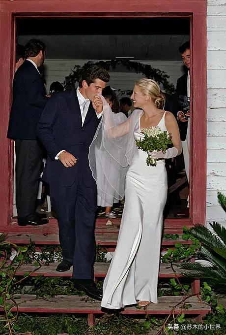 世界十大顶级婚纱设计,高端婚纱设计品牌排行榜