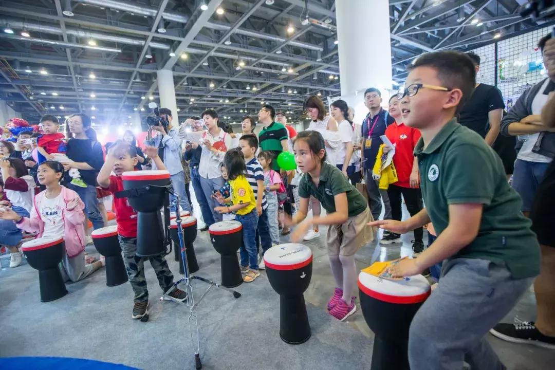 今天，半个杭州城的大小朋友在这里过六一