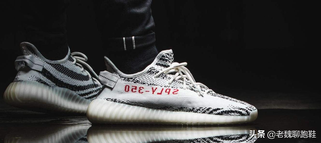 阿迪达斯三道杠和三叶草哪个好,阿迪达斯三叶草和三道杠的区别