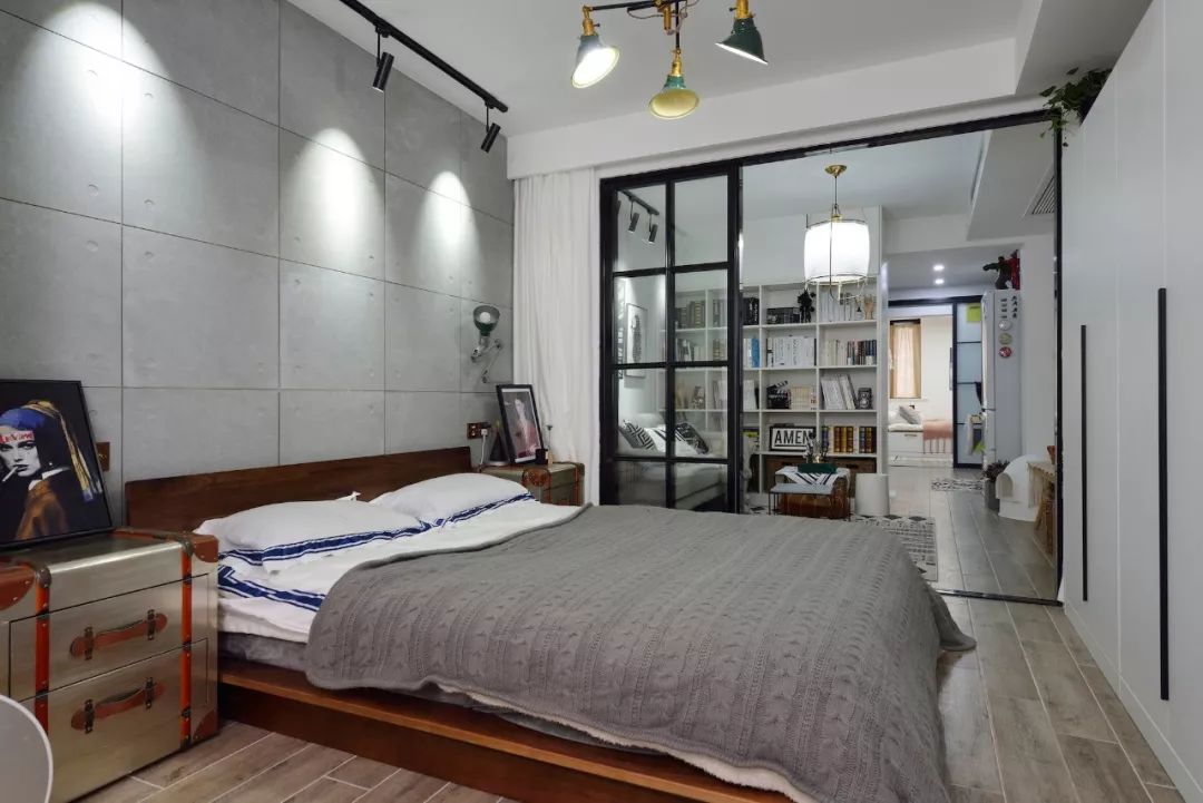 家里的床头背景怎么弄才好看,大面积的床头背景该怎么做