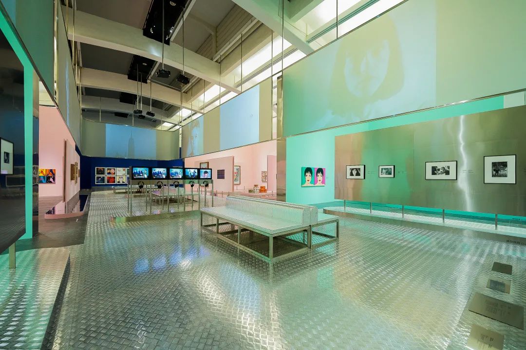 安迪沃霍尔的预言,三十年后我们的生活将是什么样子