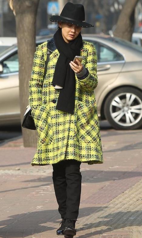 牛莉穿粉红色大衣,牛莉惊艳的古装造型