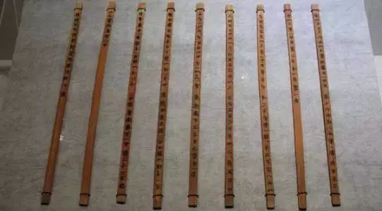 古代对瘟疫的认识和策略,中国古代的瘟疫是怎么治疗的