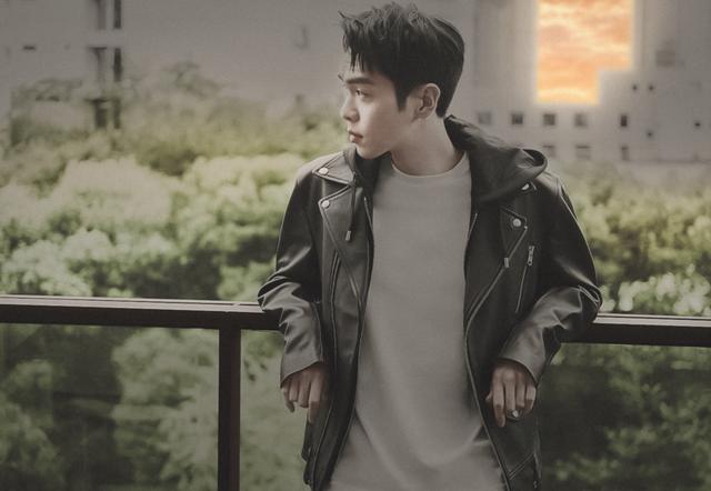 一年内爸妈相继去世的明星,一个明星亲人接连去世