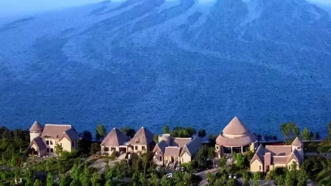 三亚和青岛旅游哪里好,三亚和青岛哪个好玩