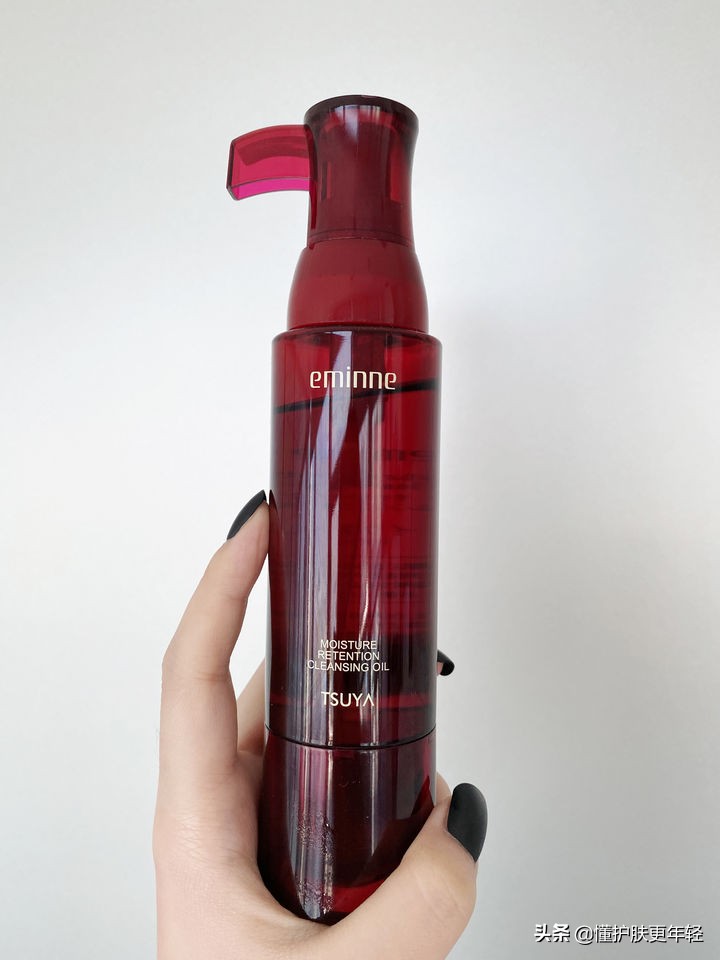 日常妆容用些什么粉底液好,怎样涂粉底液才会更好看