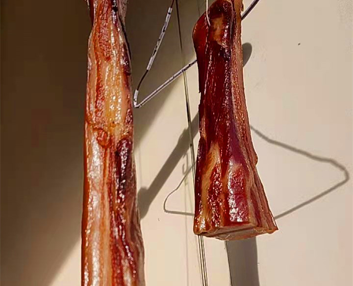 腌腊肉到底要不要洗了再晾晒,腌制咸腊肉晾晒前需要清洗吗