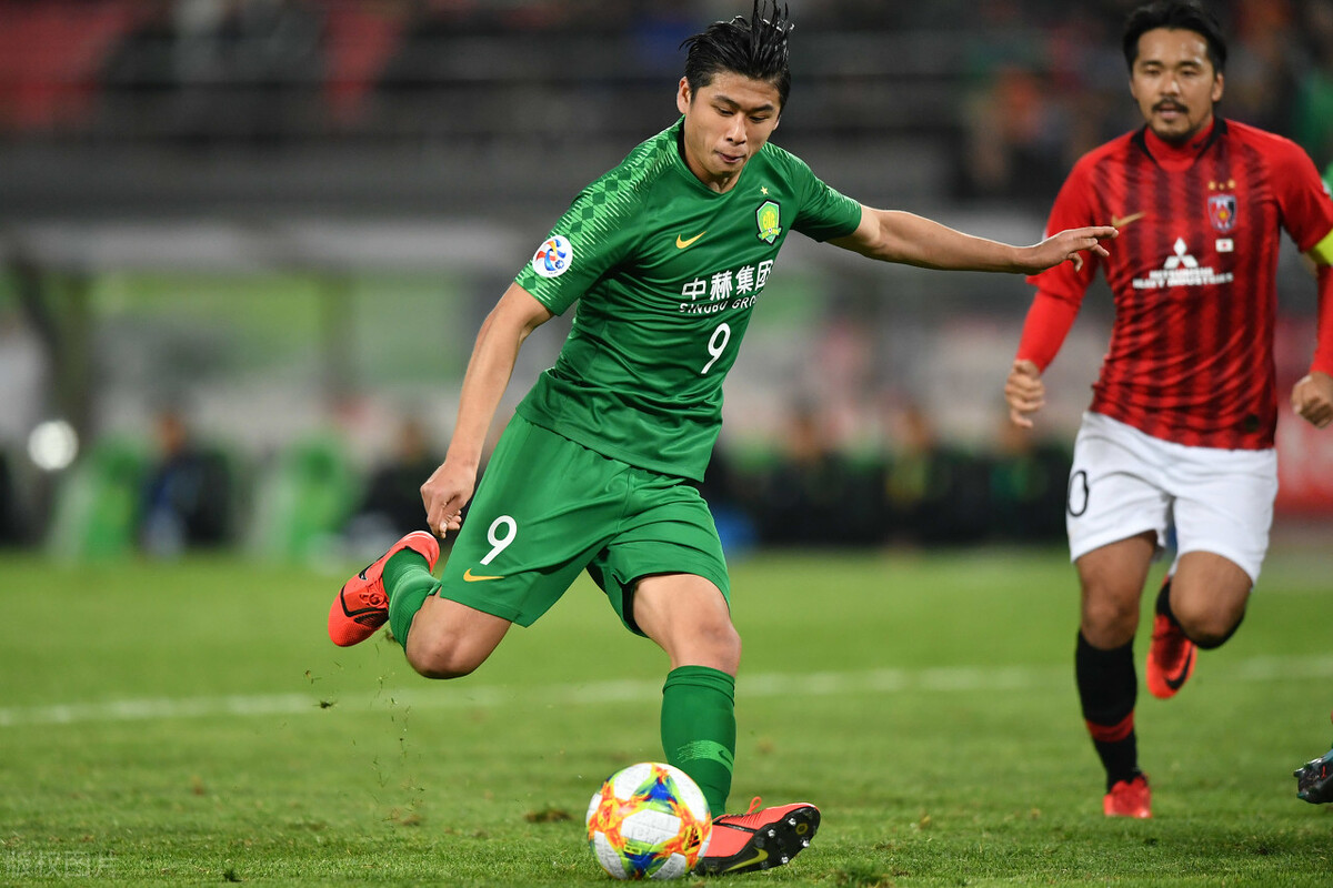 现在国足有哪几个厉害的球员,未来国足最受期待的球员是哪些