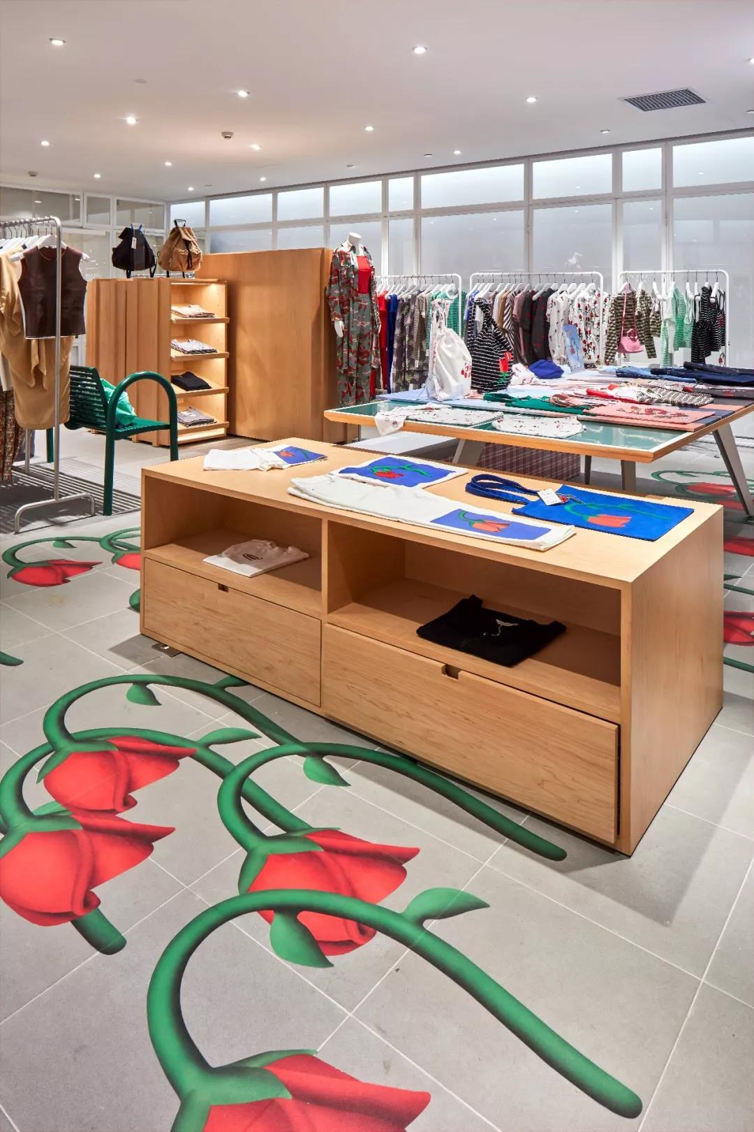 极简主义的ZUCZUG集合店，难怪进店率比别的店铺要高60%以上！