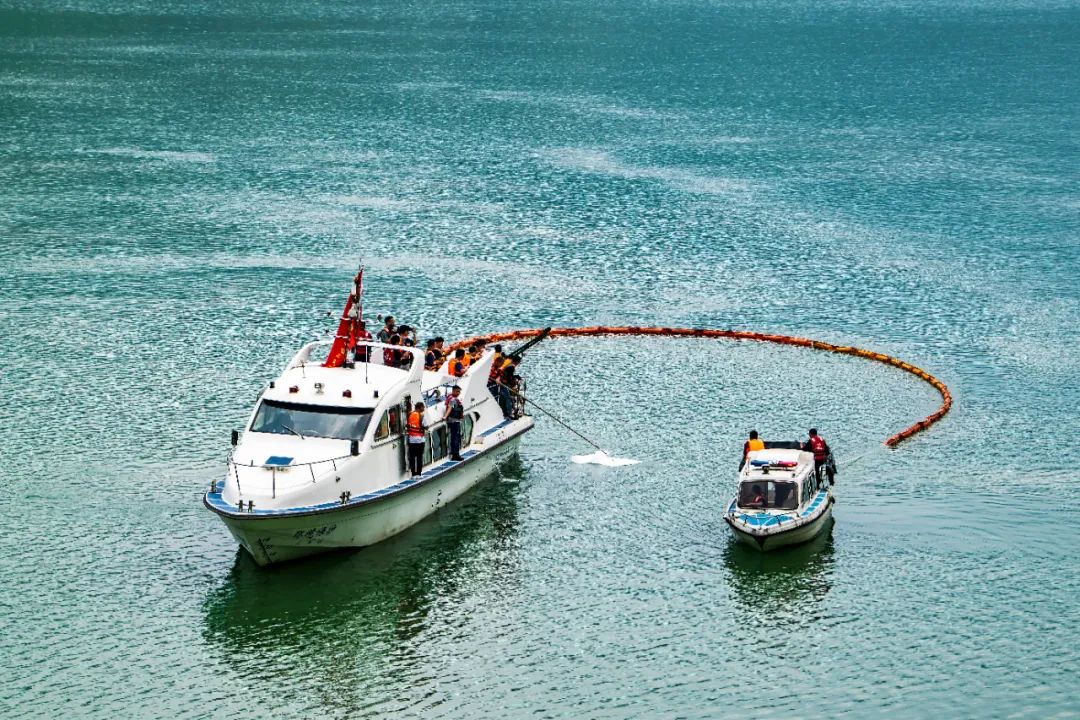 都江堰做防水,都江堰是怎样进行防洪灌溉的简短