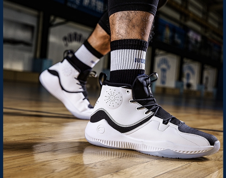 安踏的气垫鞋怎么样,安踏哪款运动鞋和匹克态极相似