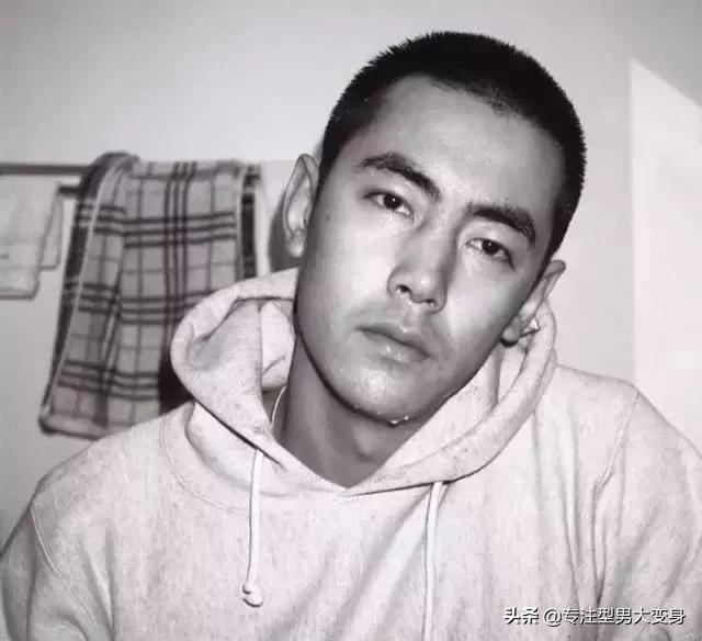 痞帅的寸头男生发型,寸头怎么拍出痞里痞气的感觉