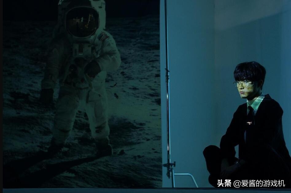 爱酱电竞时分:Faker穿西装像哈利波特?小花生比赛失利深夜发文
